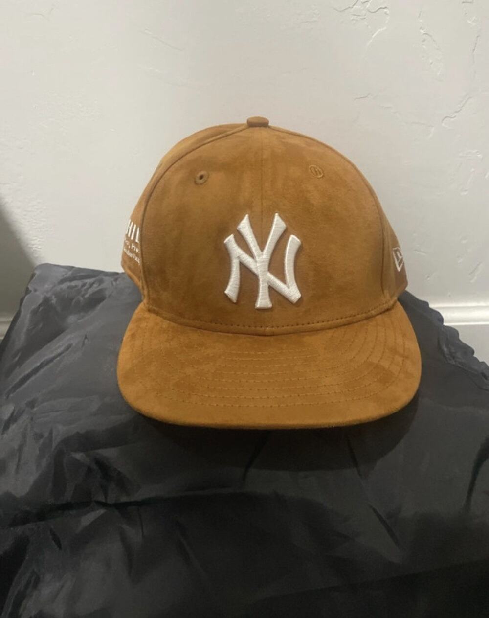 HIDDEN NY x New Era Yankees 59FIFTY Low Profile